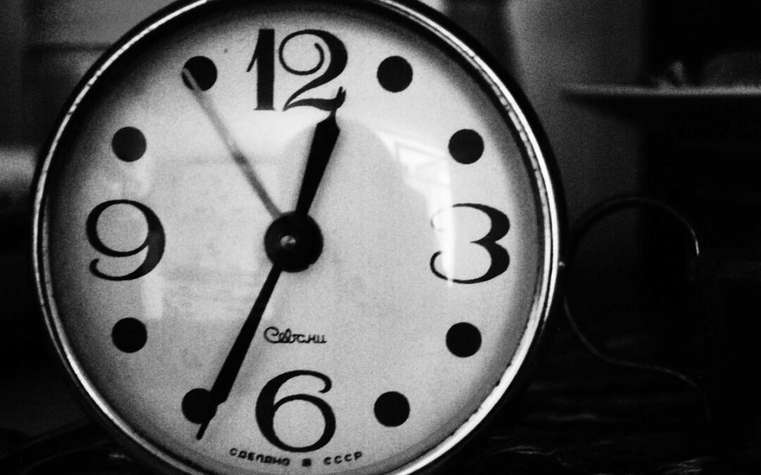 7 Tricky Secrets on How to Make Money as a Writer and Excel